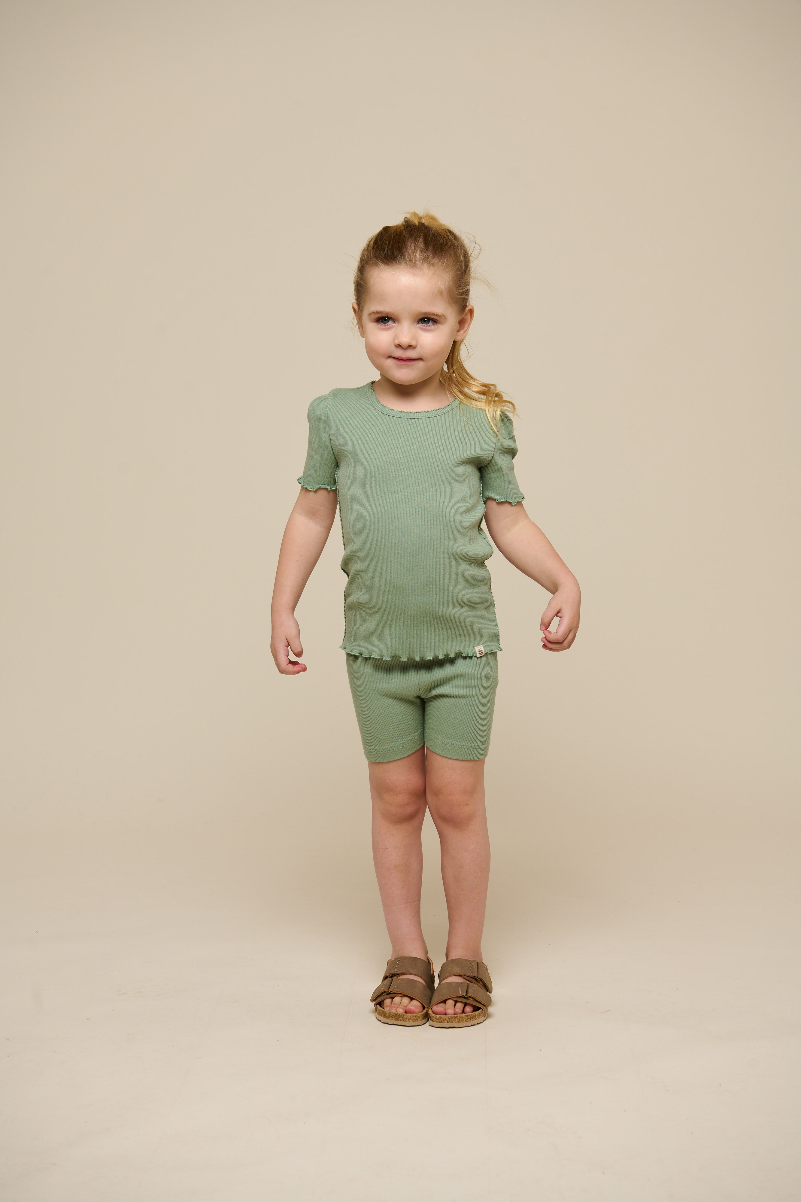 Korte tights i modalrib - Kids - Dusty Green | 101318 Lottie
