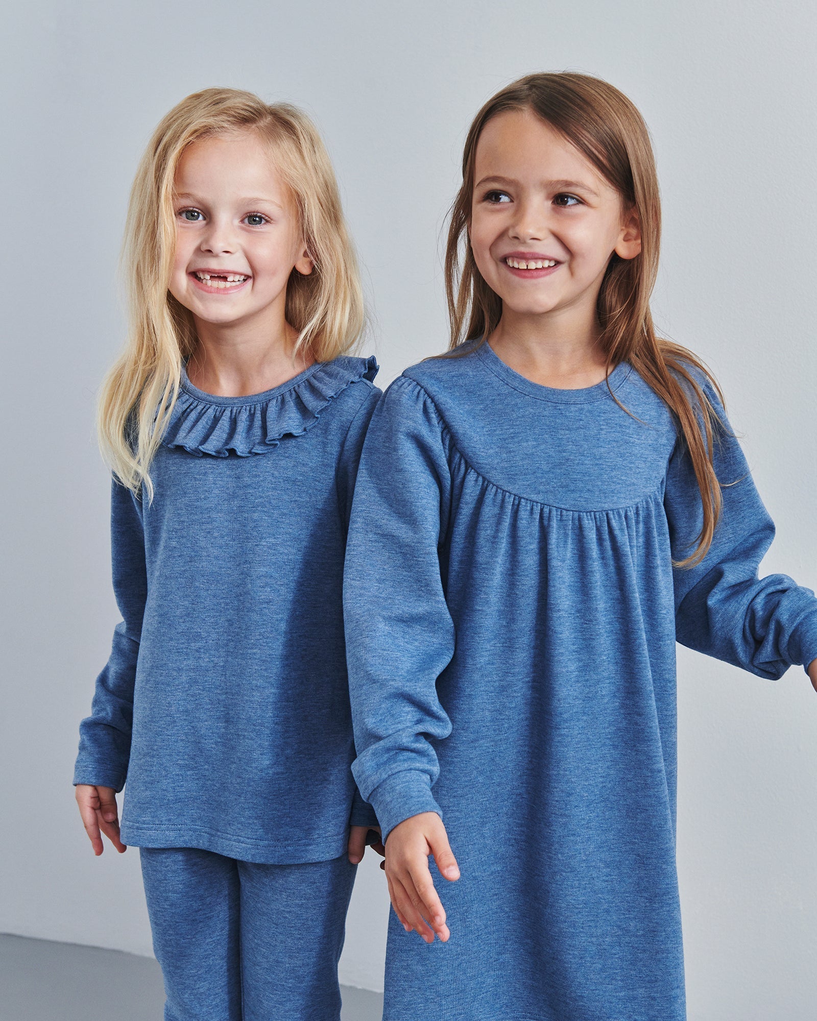 Kjole i plysjersey - Kids - Blue Melange