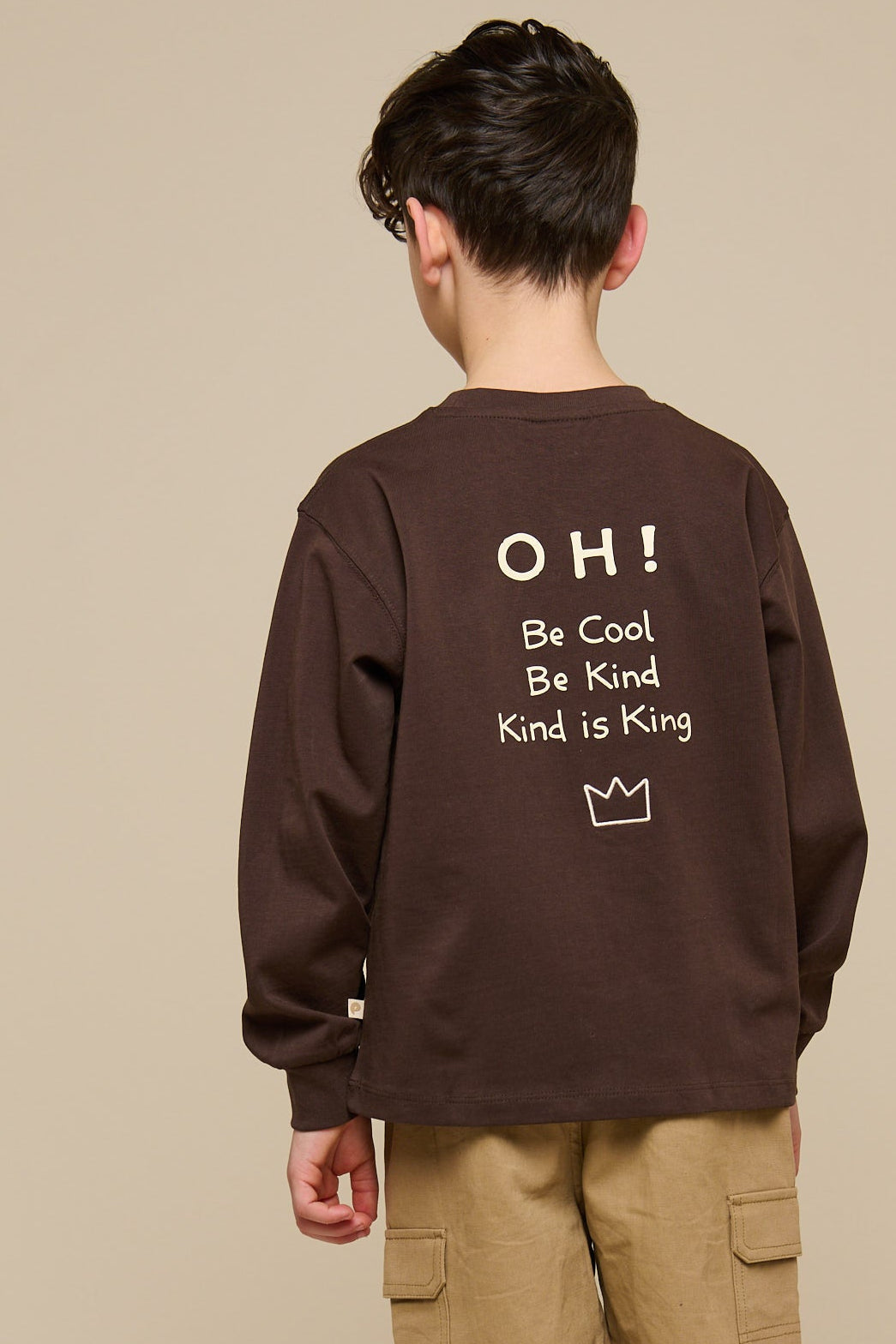 Oversize langærmet T-shirt - Tween - Chocolate | 100852 August