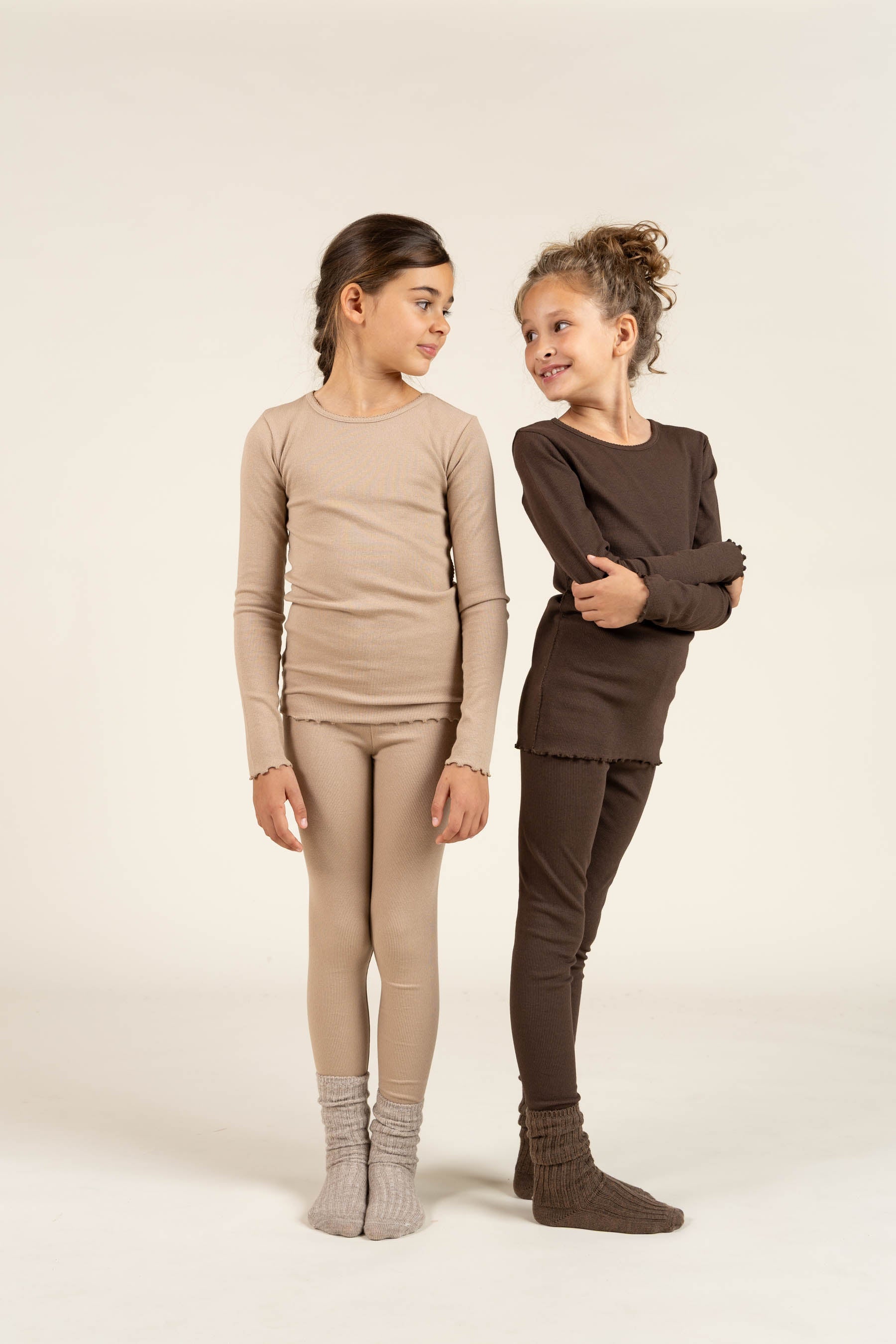 Langærmet Rib T-shirt i Modal med picot-kant - Tween - Caffe Latte | 100787 Mia
