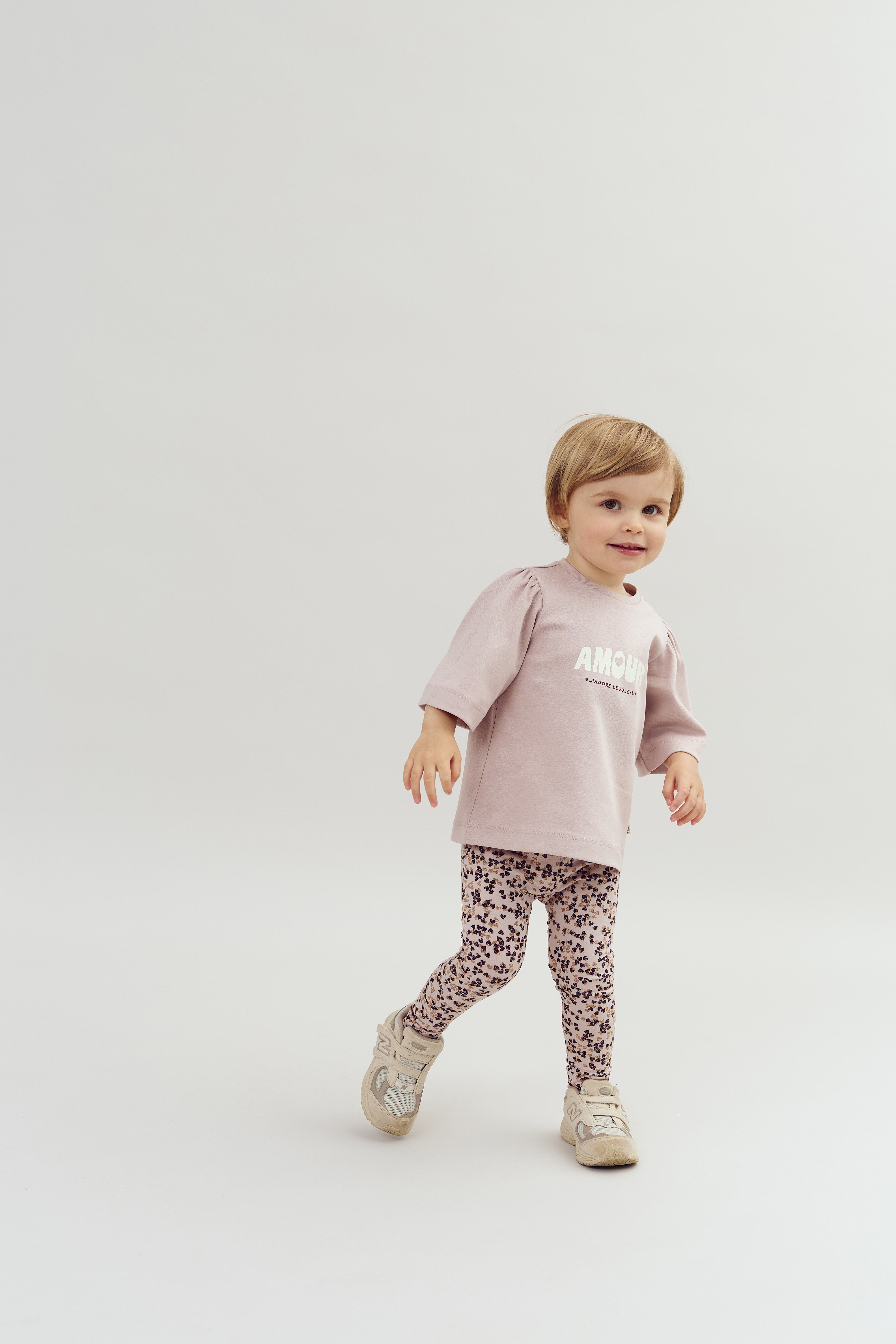T-Shirt med Puffærme og Print - Lys lilla | 100258 Rosa