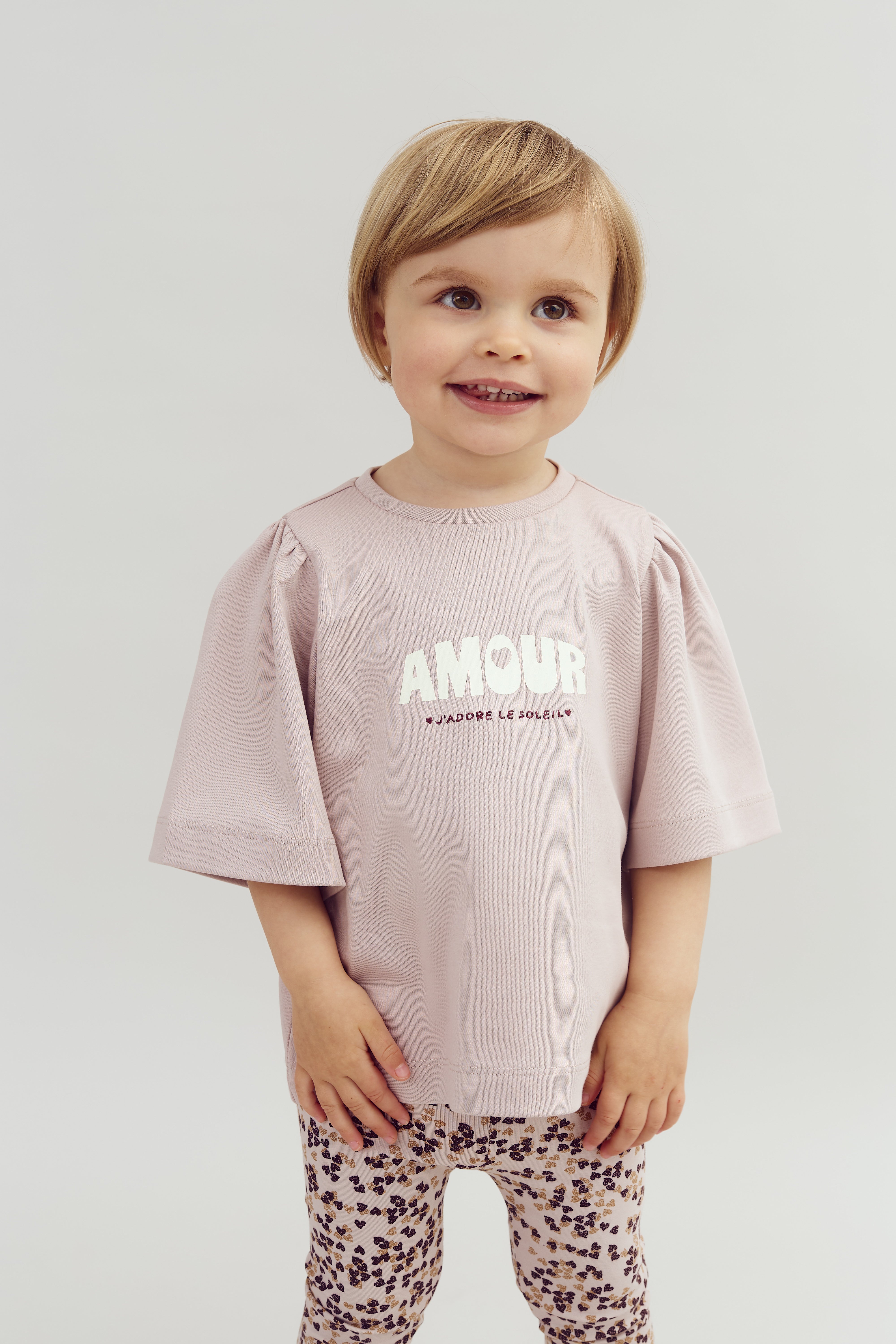 T-Shirt med Puffærme og Print - Lys lilla | 100258 Rosa