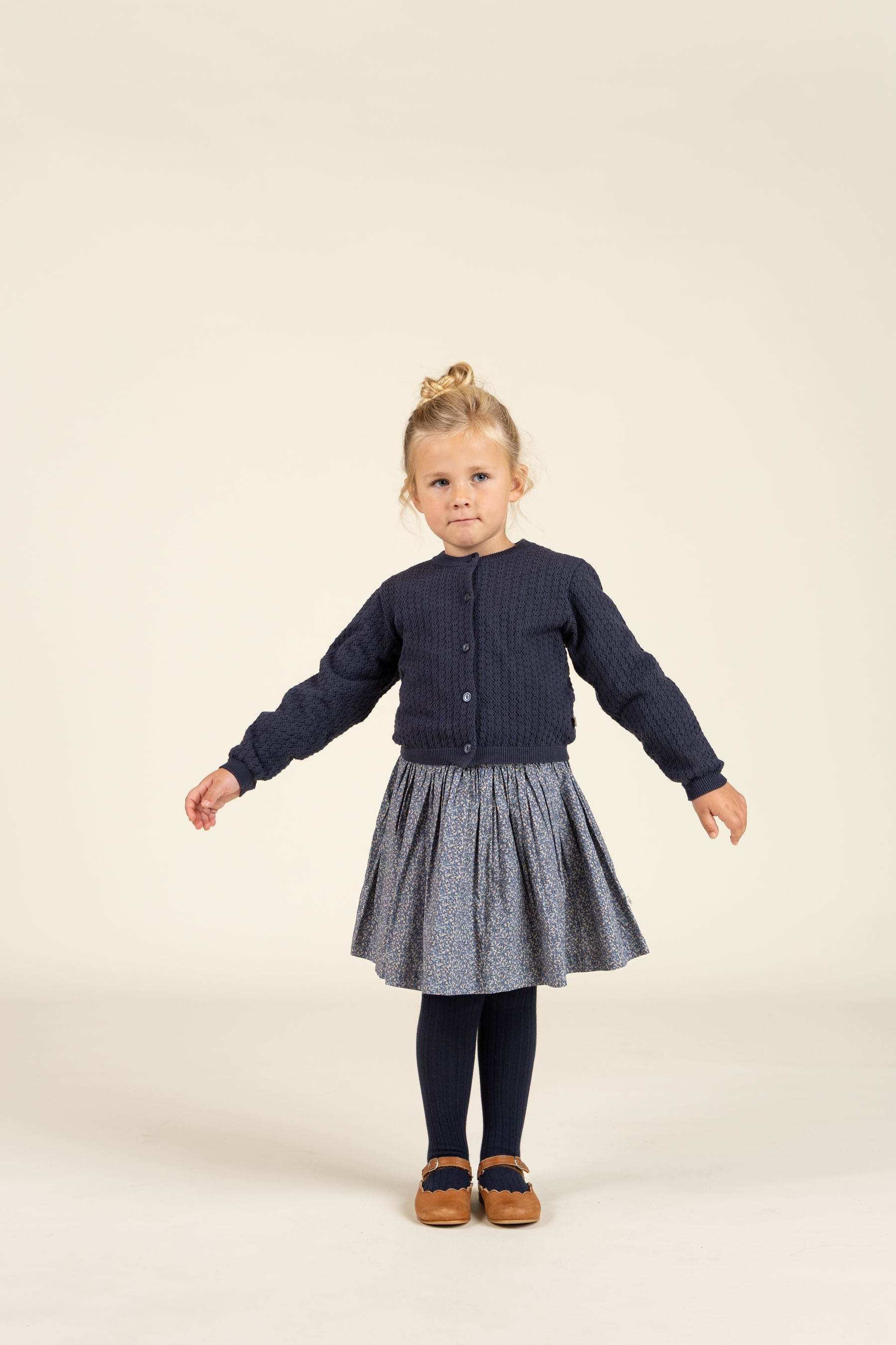 Bomulds Cardigan i pointelle strik - Kids - Navy | 100687 Esme