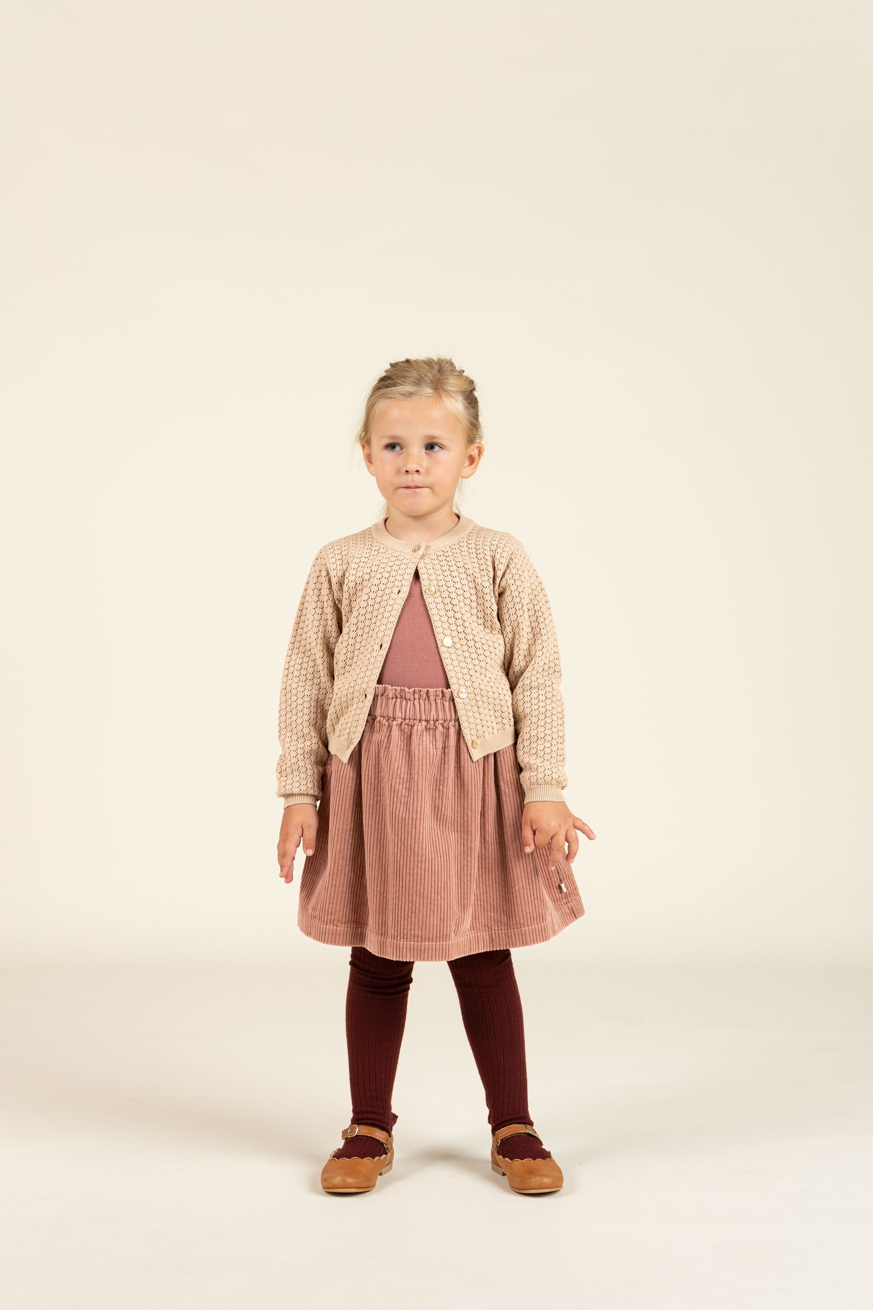 Bomulds Cardigan i pointelle strik - Kids - Caffe Latte | 100683 Esme