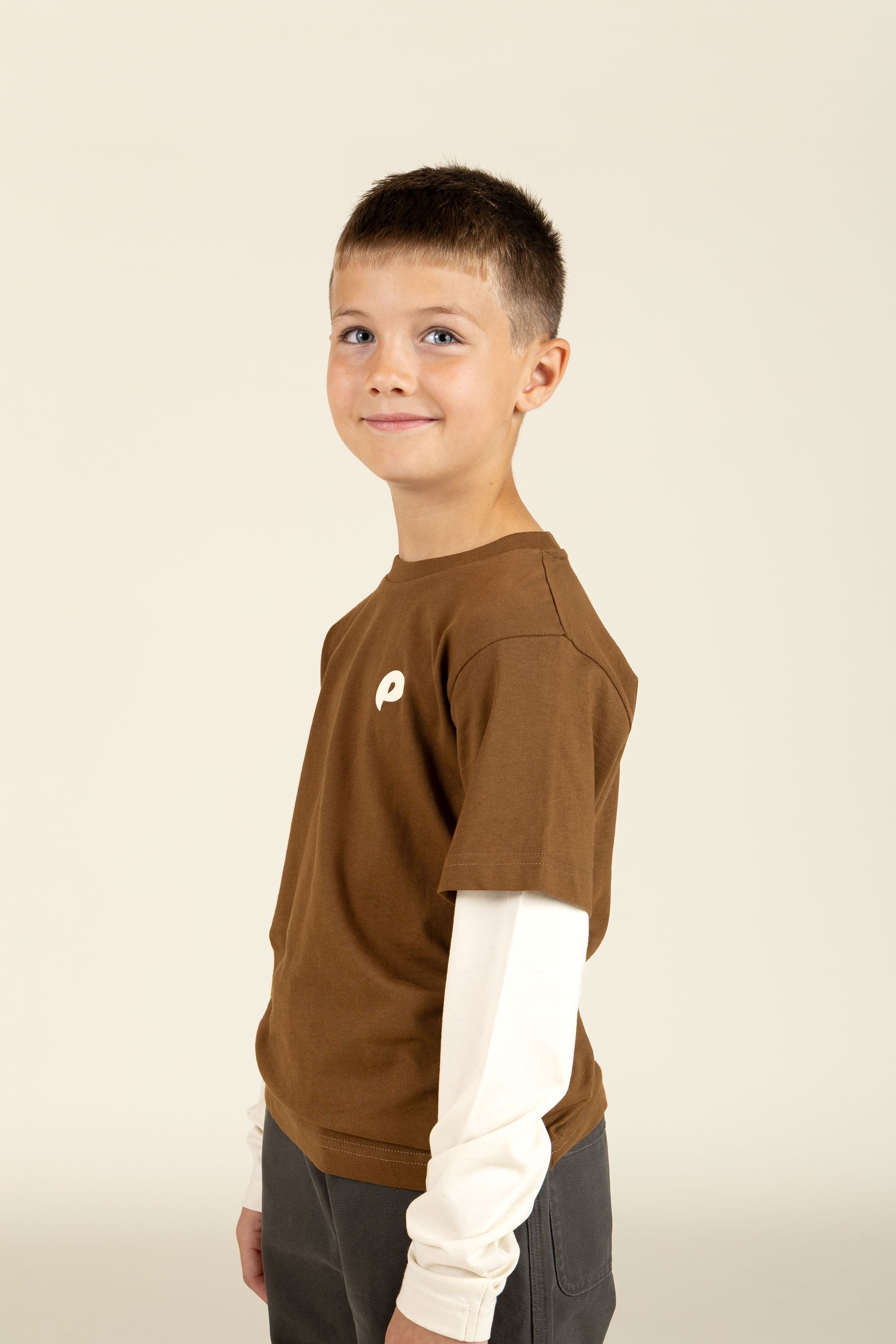 Boxy T-shirt med dobbeltærmer - Tween - Coffee | 100839 Alex