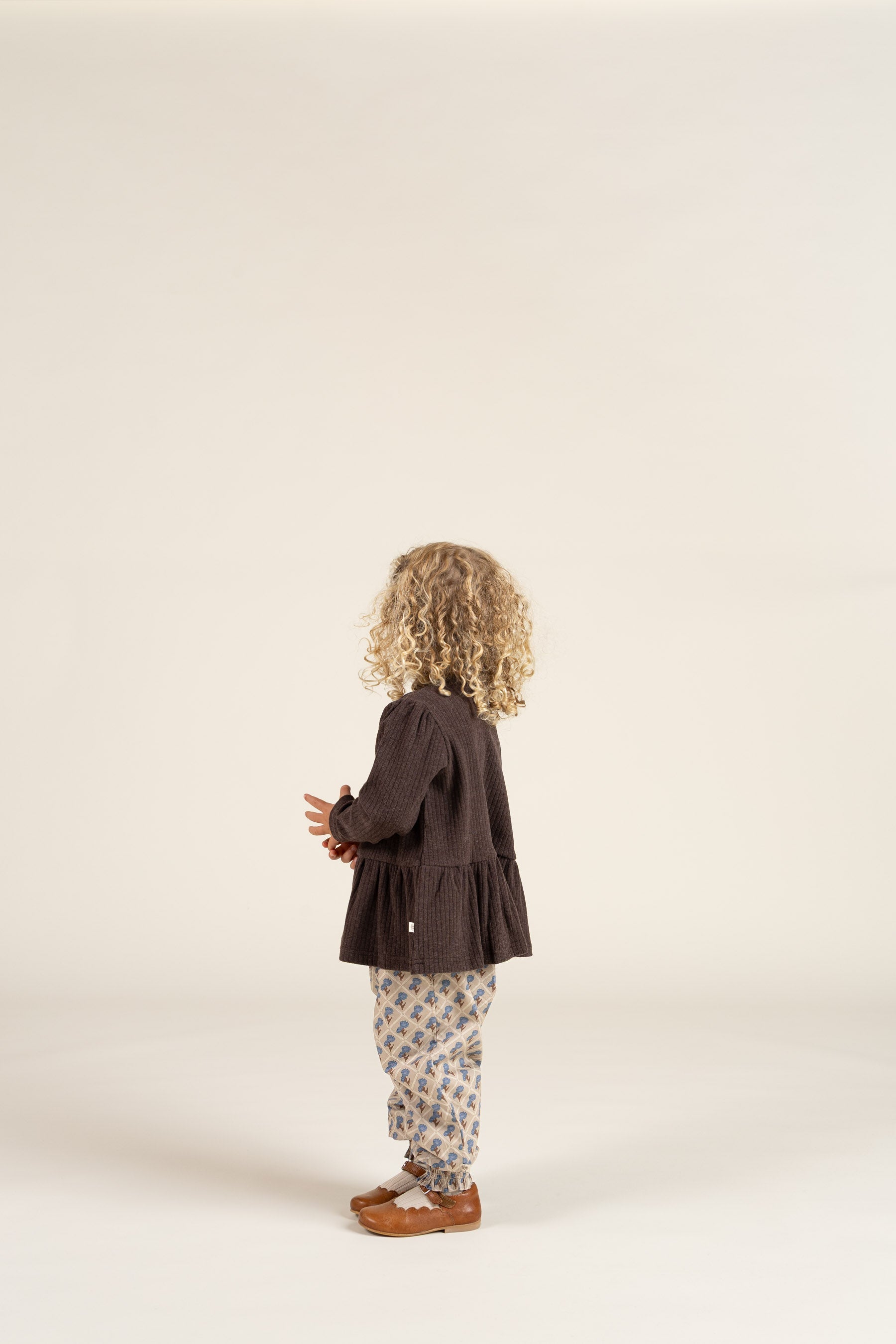 Bukser i bomulds-poplin med Print - Kids - Caffe Latte w. Blue | 100724 Amine