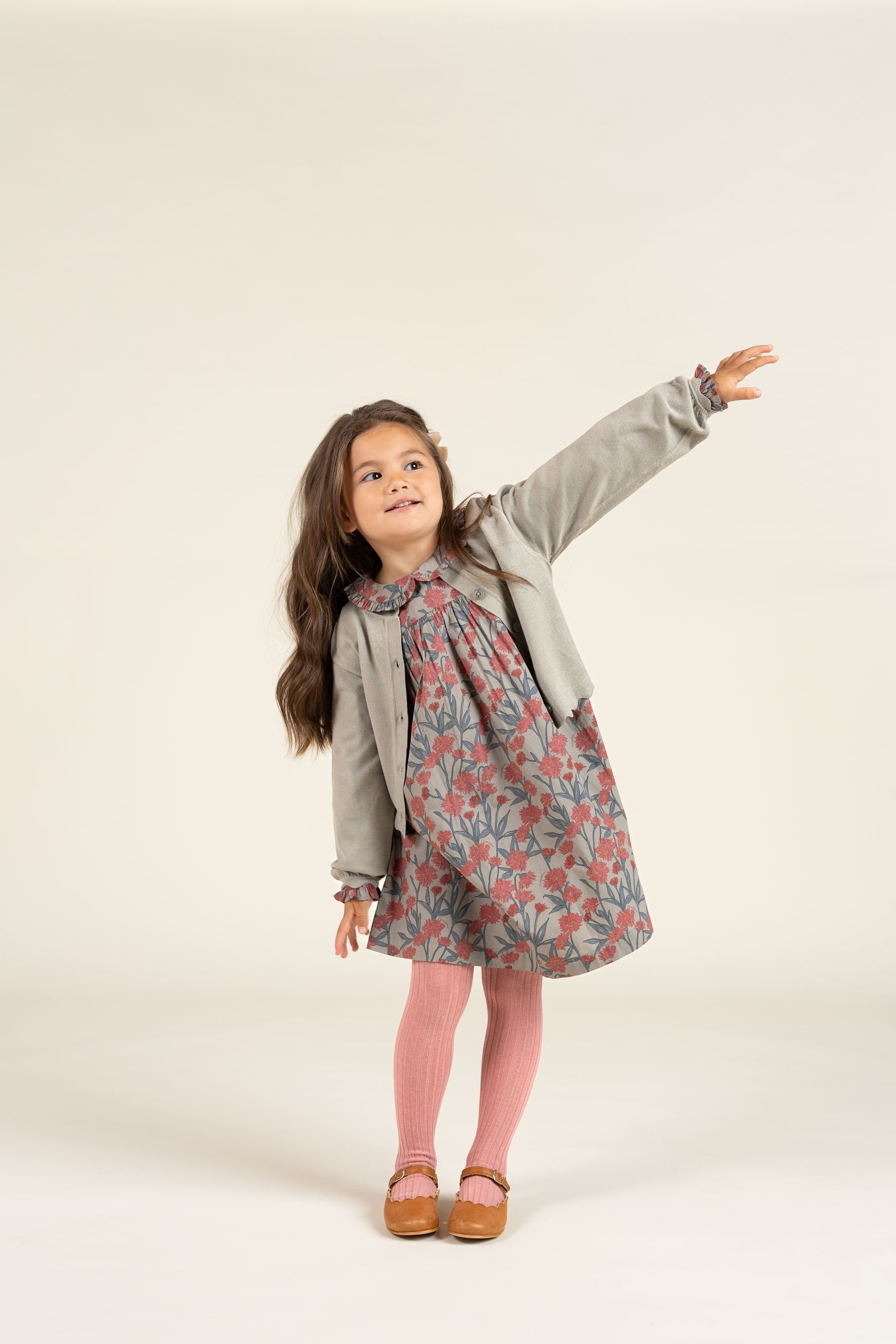 Kjole i bomulds-poplin med Print og elastik i taljen - Kids - Rose / Green | 100722 Amy