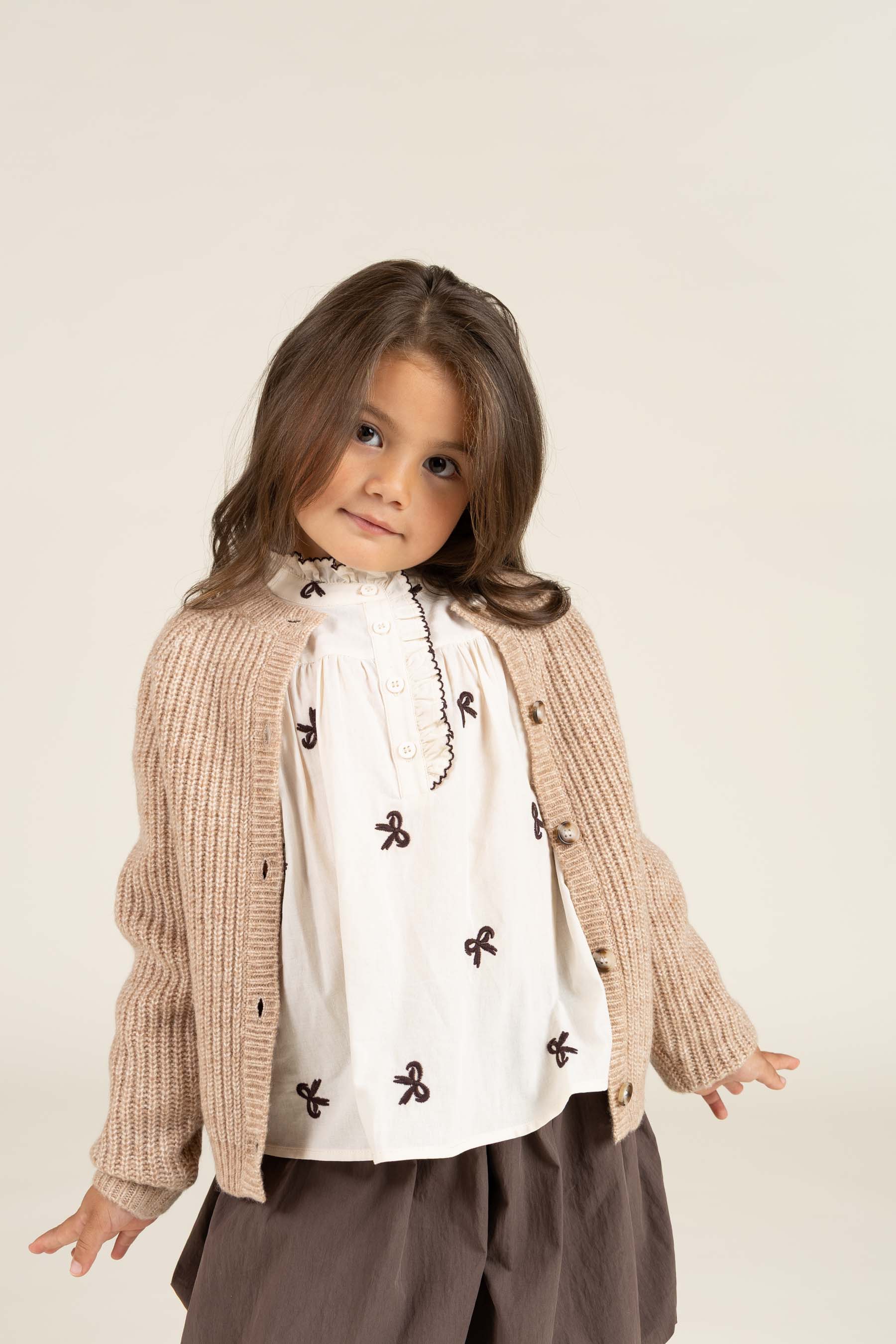 Poplin-bluse med broderi - Kids - Off White | 100673 Adison