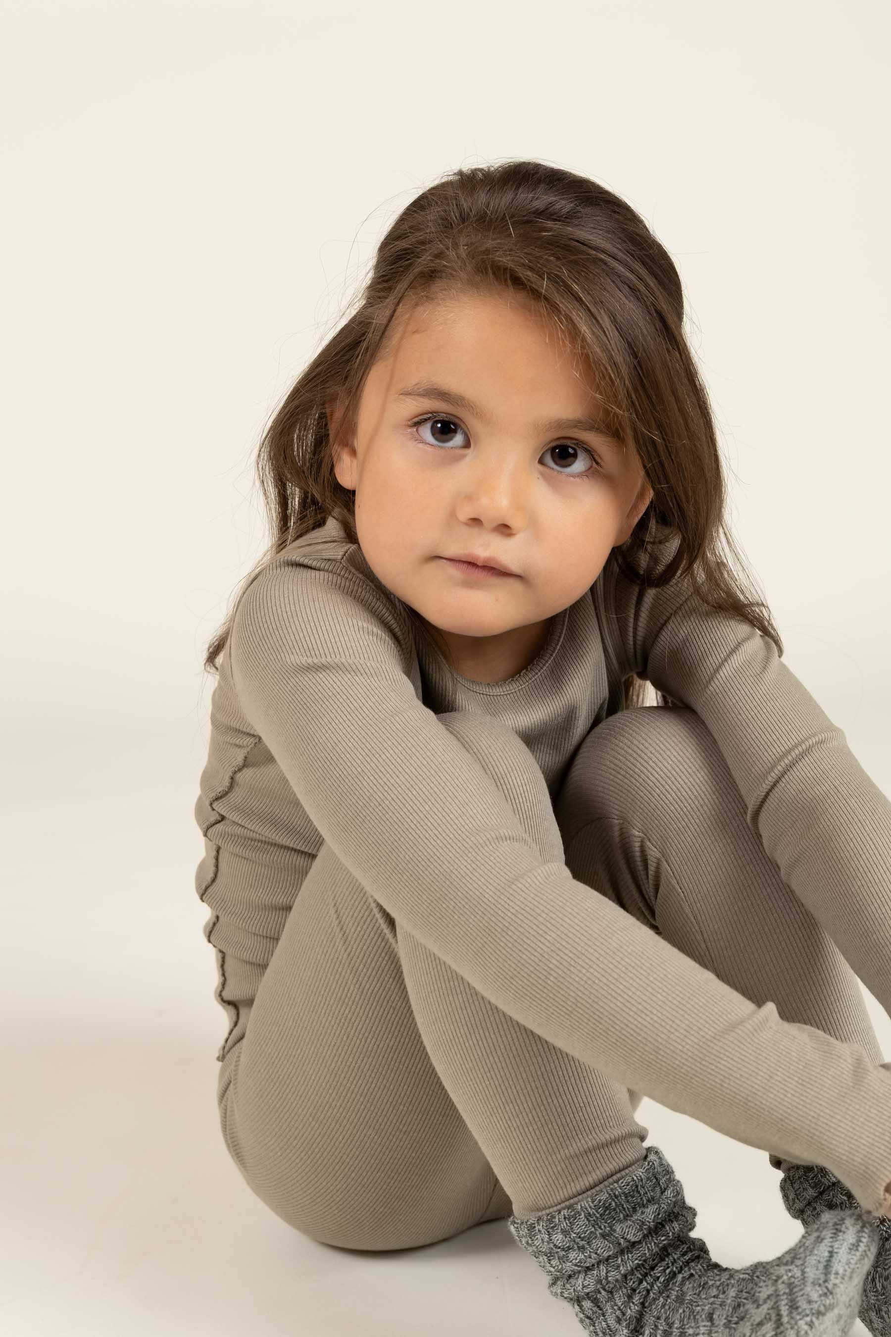 Rib-leggings i Modal - Kids - Dusty Green | 100590 Mia