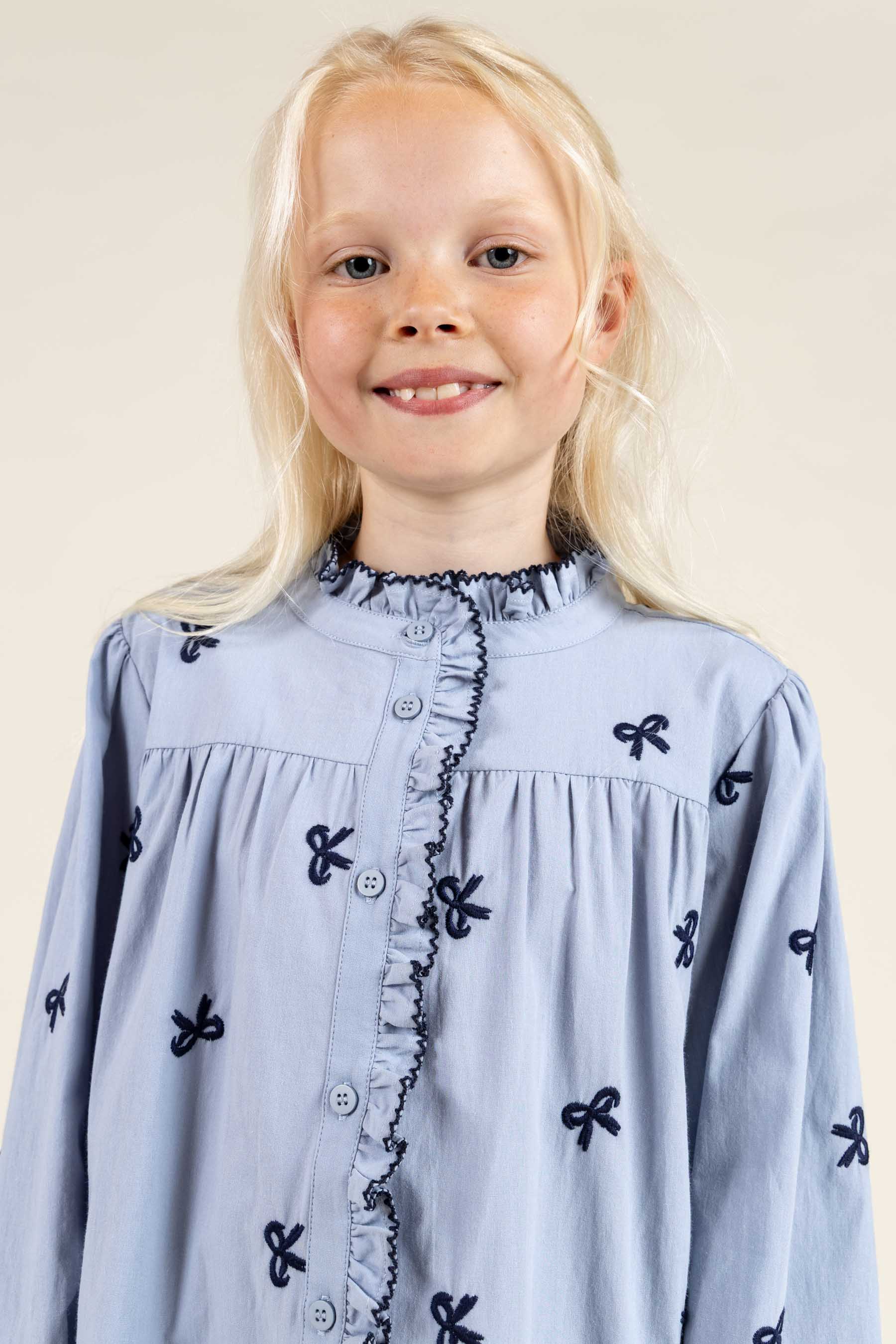 Poplin-kjole med broderi - Tween - Blue | 100680 Adison