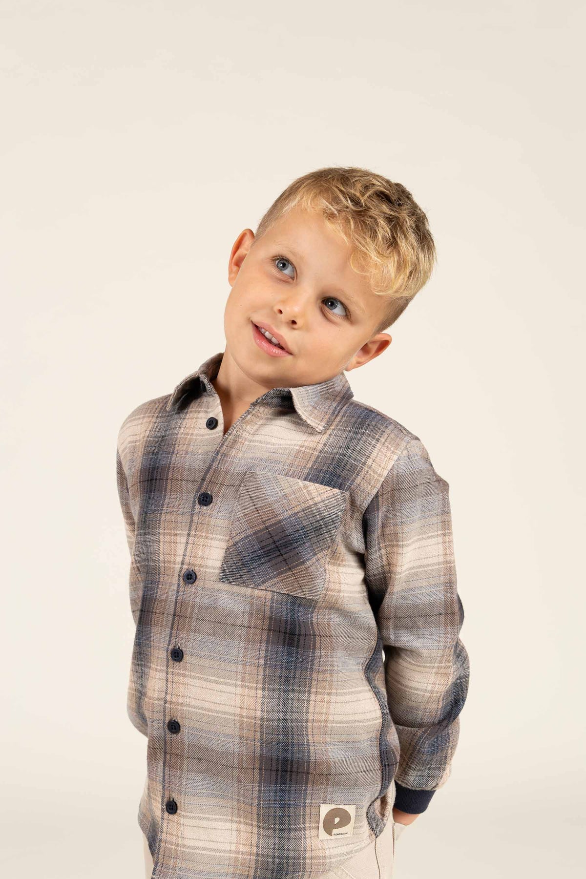 Ternet flannelskjorte med rib manchet - Kids - Brown Navy Check | 100529 Henry