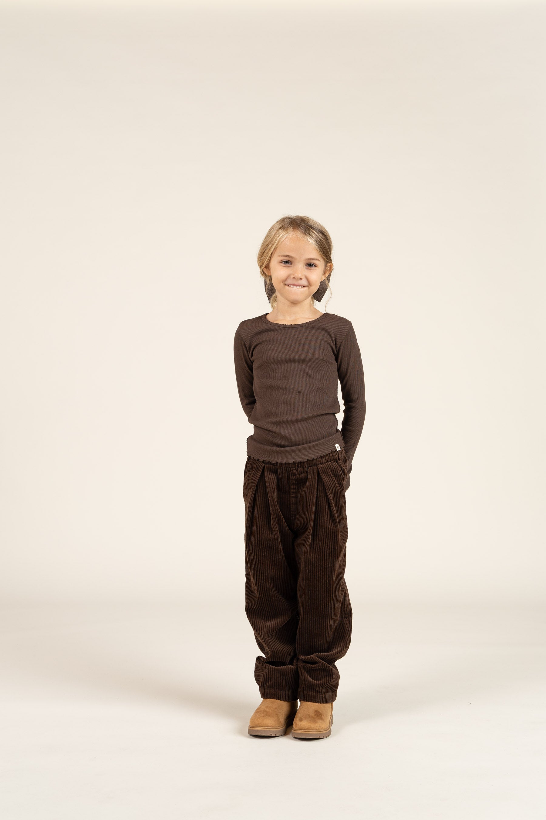 Langærmet Rib T-shirt i Modal med picot-kant - Kids - Chocolate | 100576 Mia