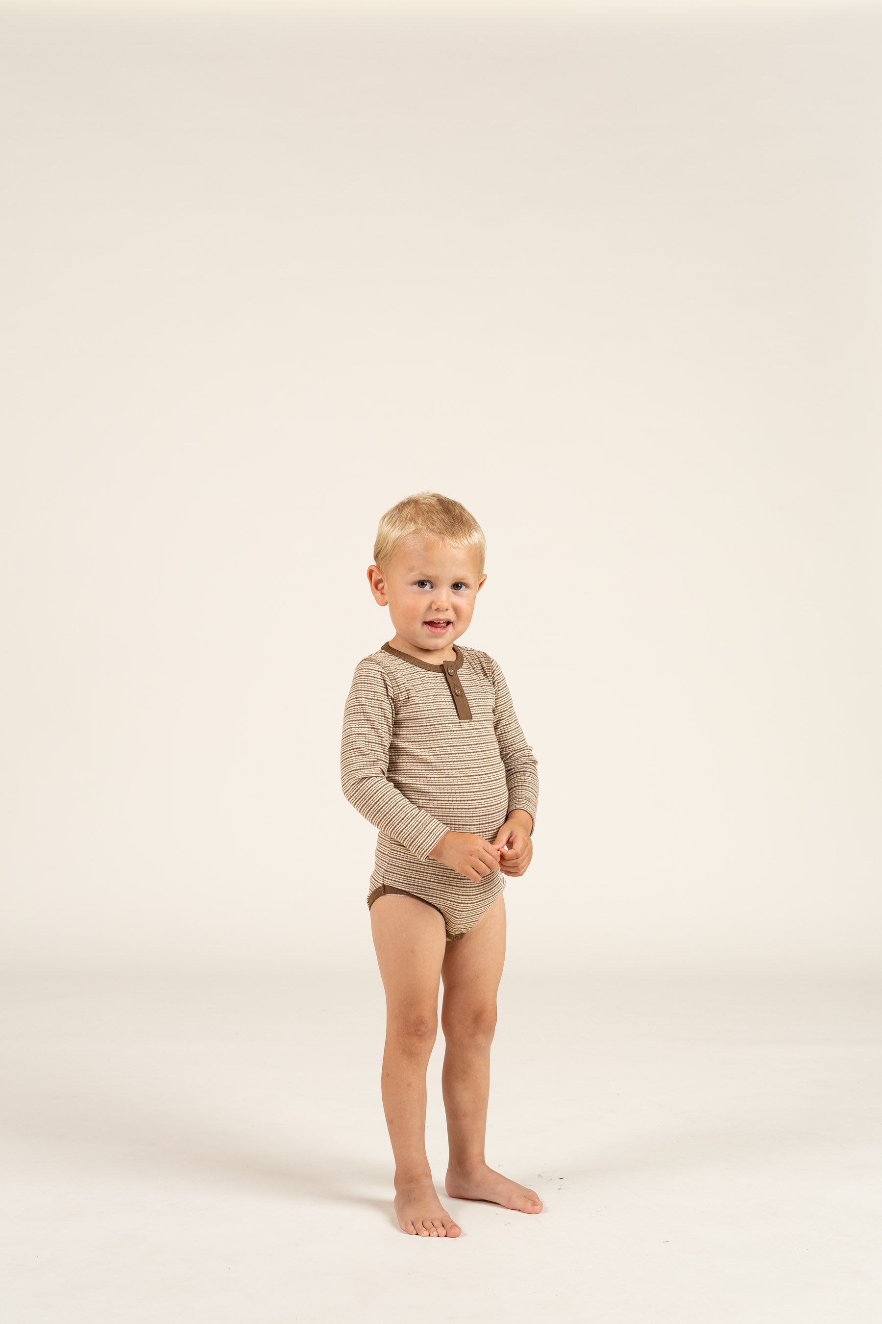 Langærmet Body i Bomuldsrib - Kids - Coffee Stripe | 100559 Manson