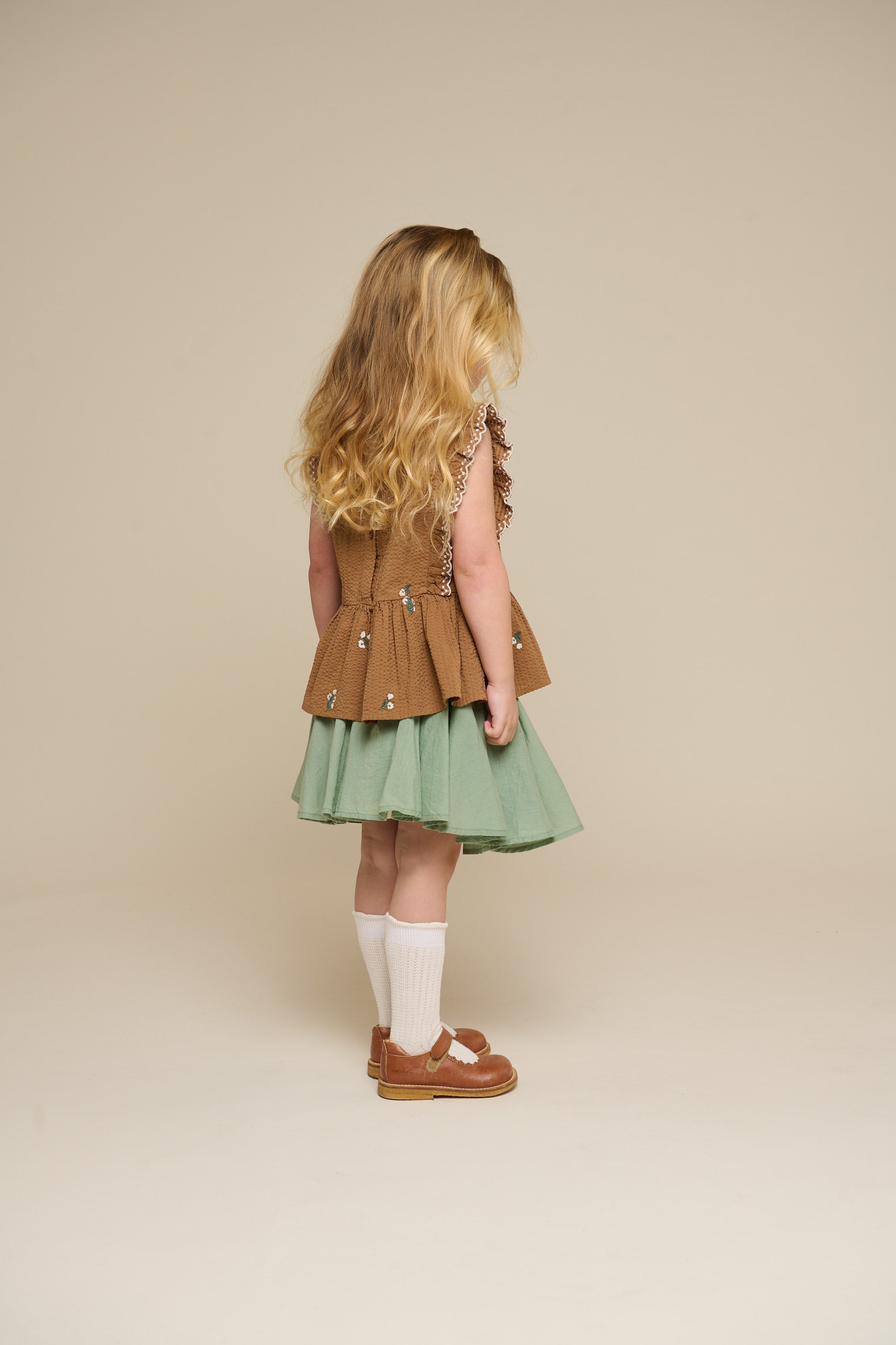 Broderet seersucker top - Kids - Coconut | 100982 Nora