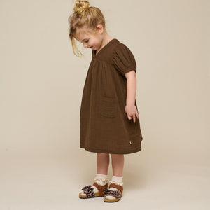 Kjole i musselin - Kids - Dark Brown | 100913 Jasmine