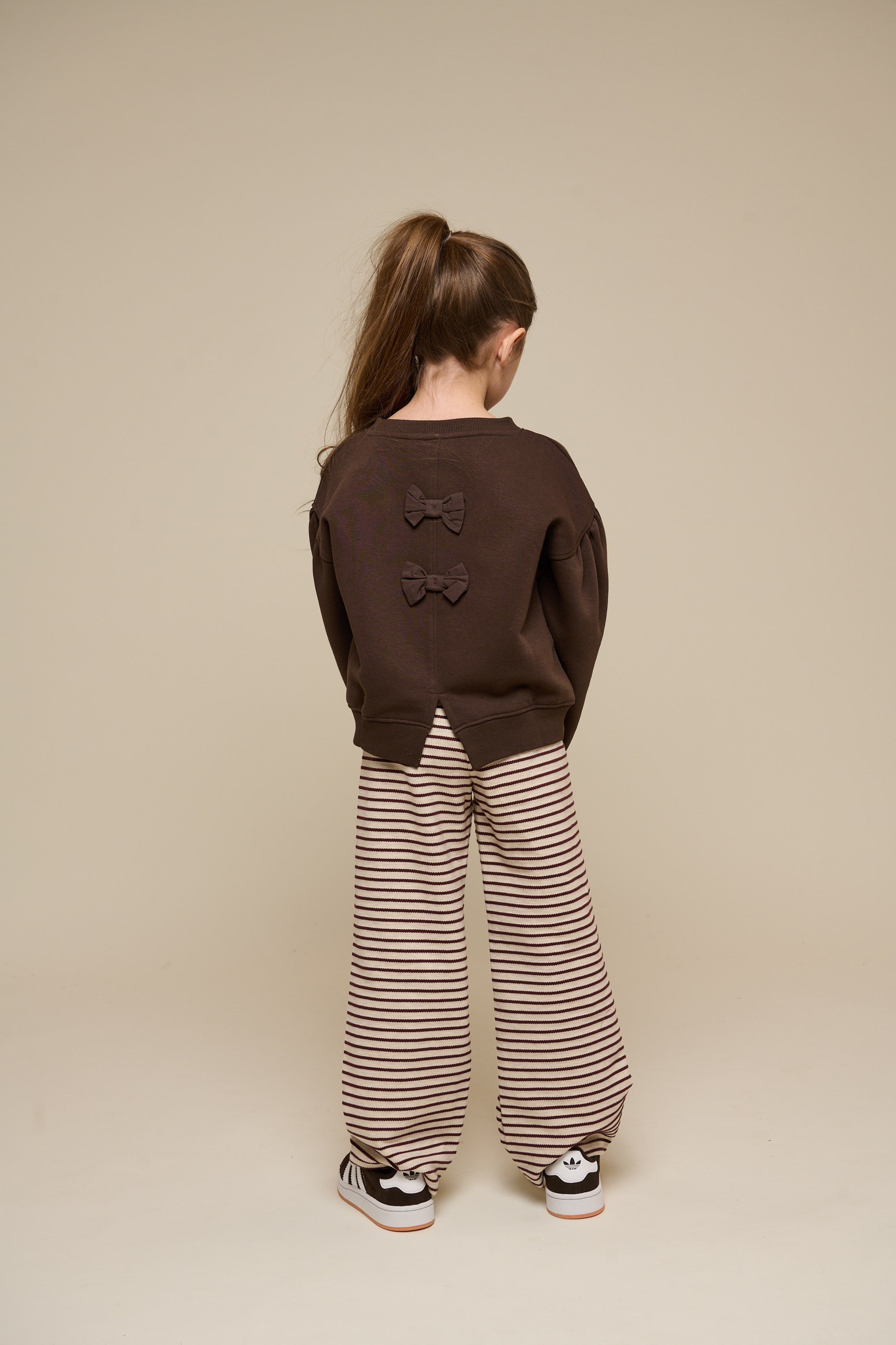 Sweatshirt med sløjfedetaljer - Tween - Chocolate | 100815 Ruth