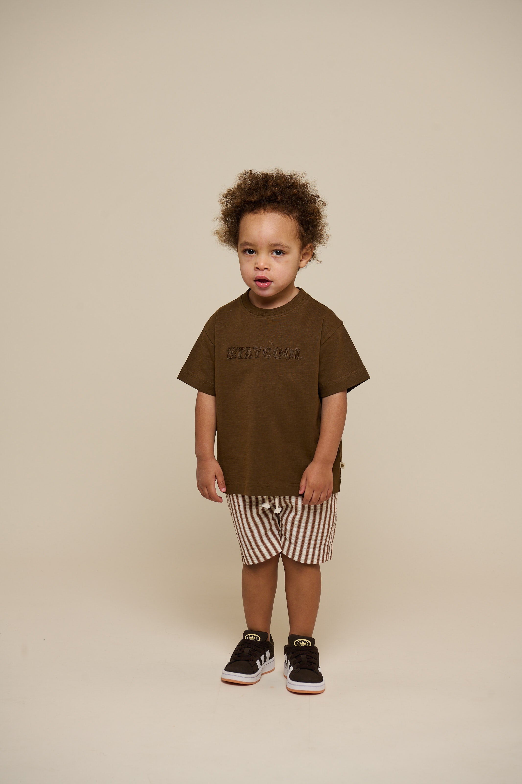 Slub jersey T-shirt med broderi - Kids - Dark Brown | 101157 Villum