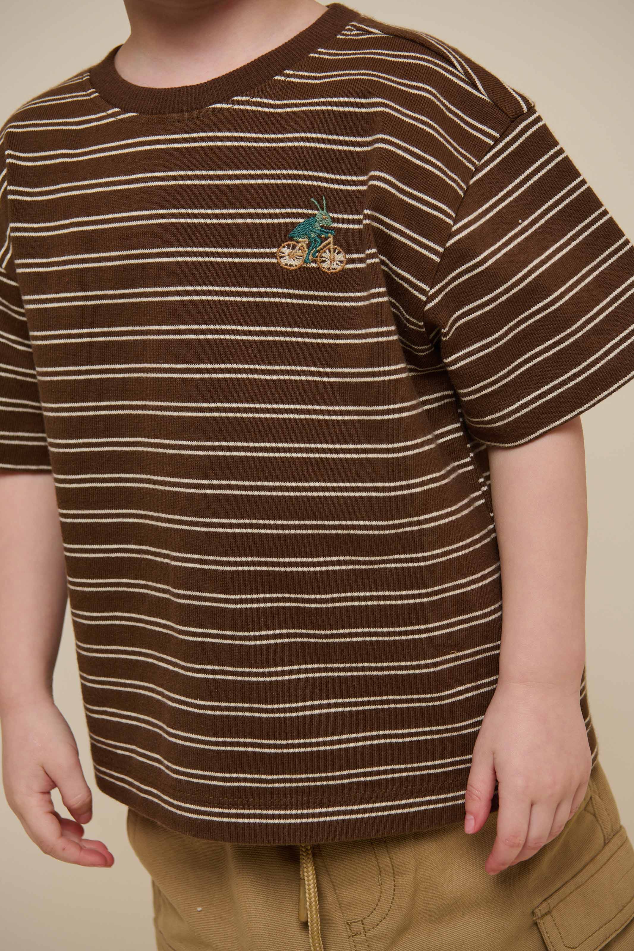 Stribet T-shirt - Kids - Dark Brown | 101177 Otto