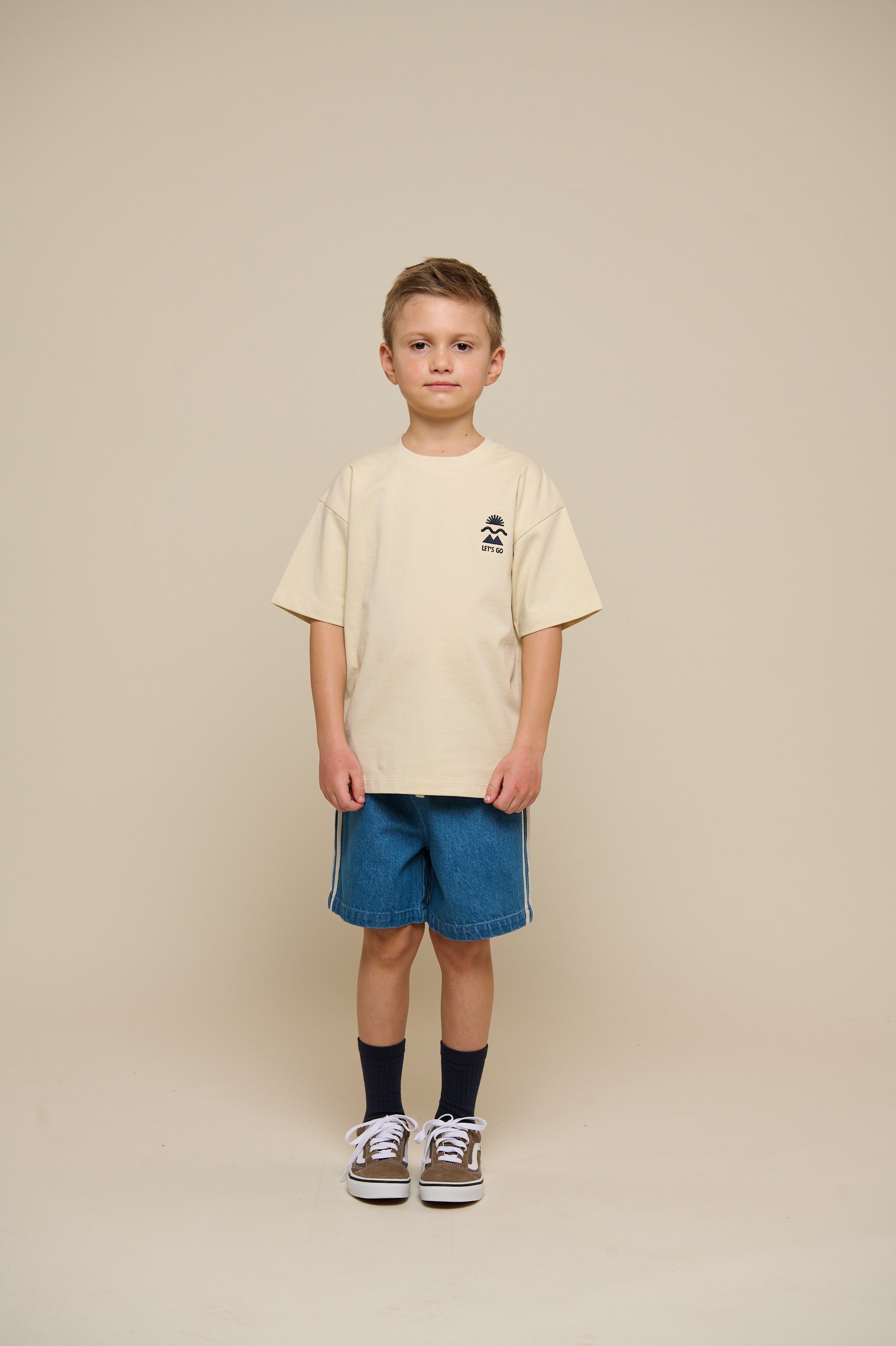 Baggy denimshorts med kontrastbånd - Tween - Blue Denim | 101143 Callum