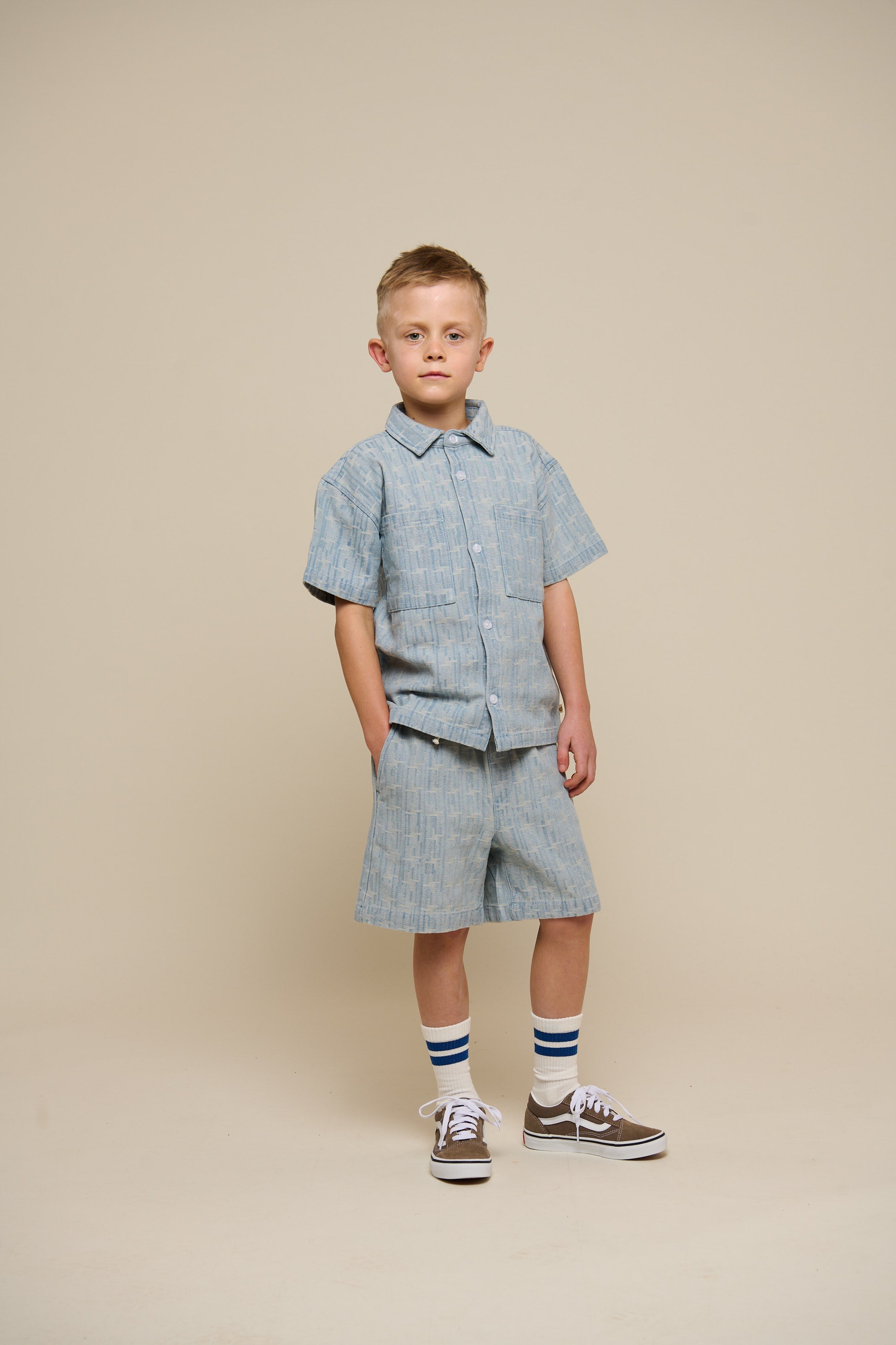 Kortærmet skjortejakke i jacquardvævet denim - Tween - Blue Denim | 101093 Kyle