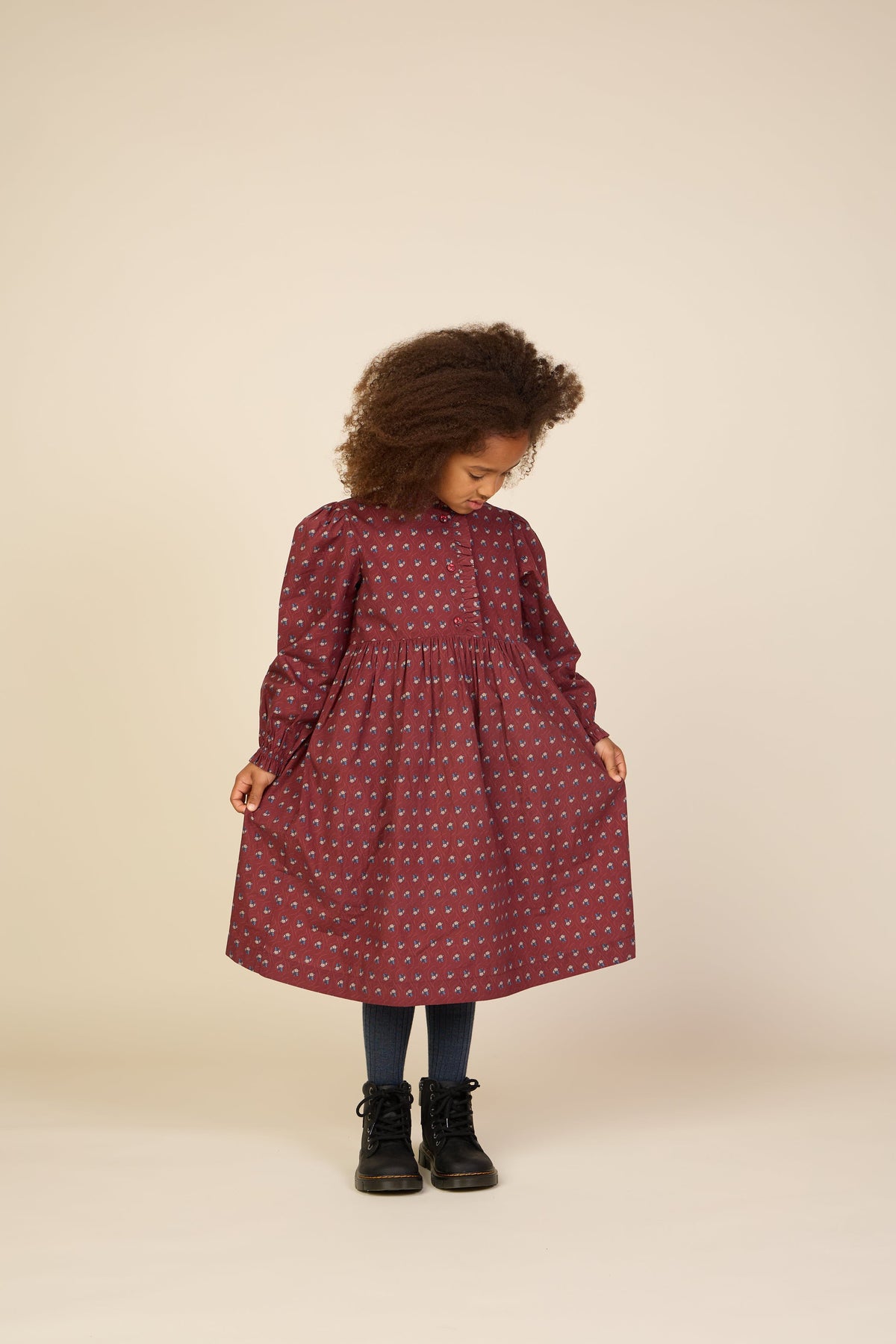 Poplin-kjole med stolpelukning Tween - Bordeaux Flowerprint | 101439 Julia