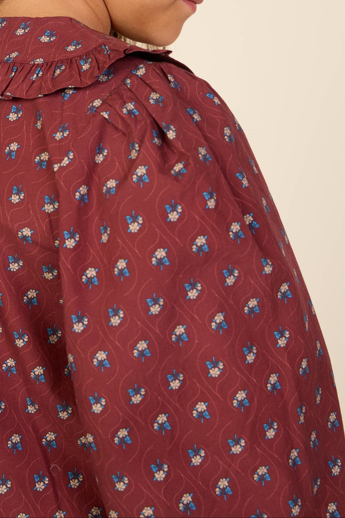 Poplin-bluse med flæsekrave Kids - Bordeaux Flowerprint | 101453 Julia