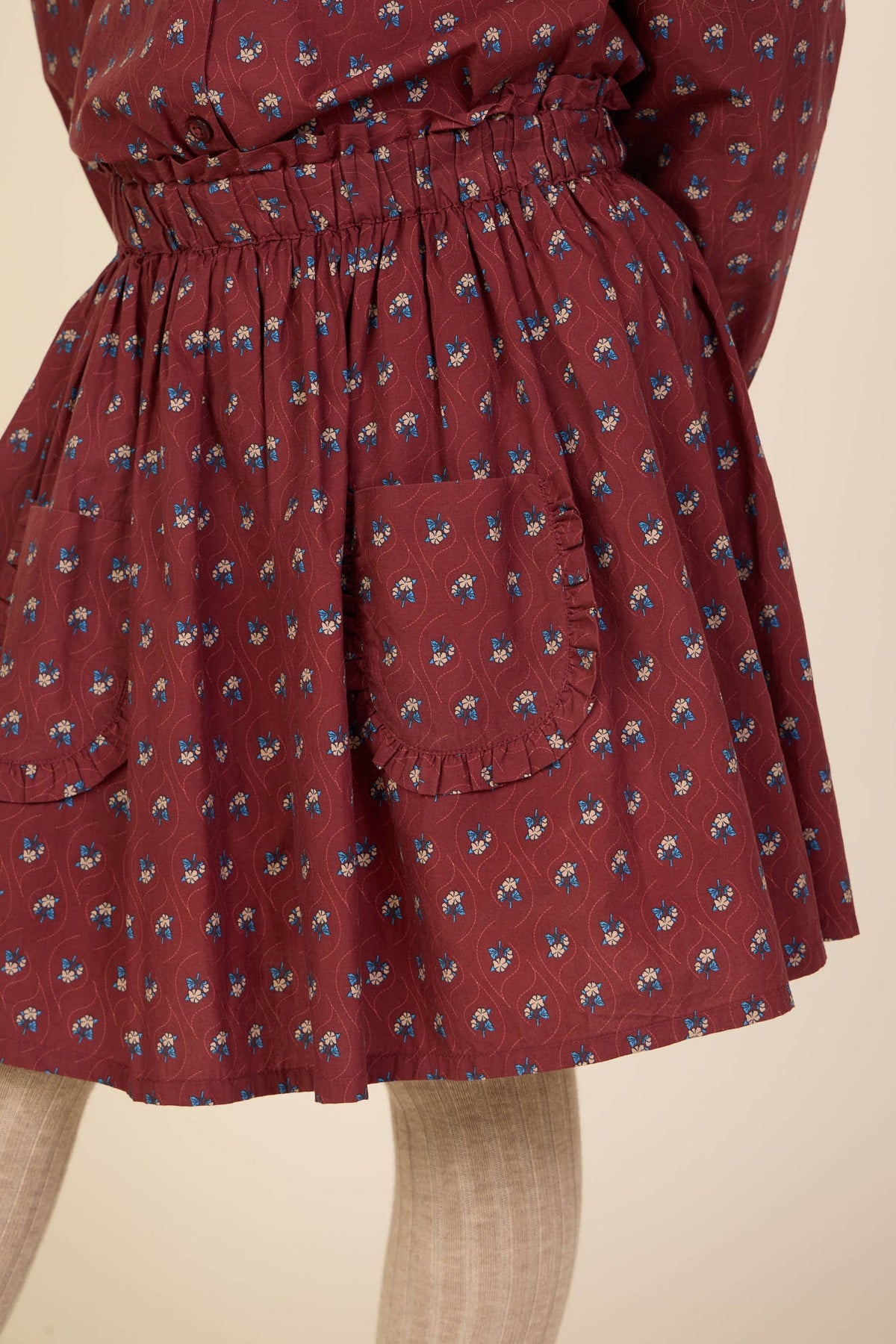 Poplin-nederdel med flæselommer Kids - Bordeaux Flowerprint | 101447 Julia