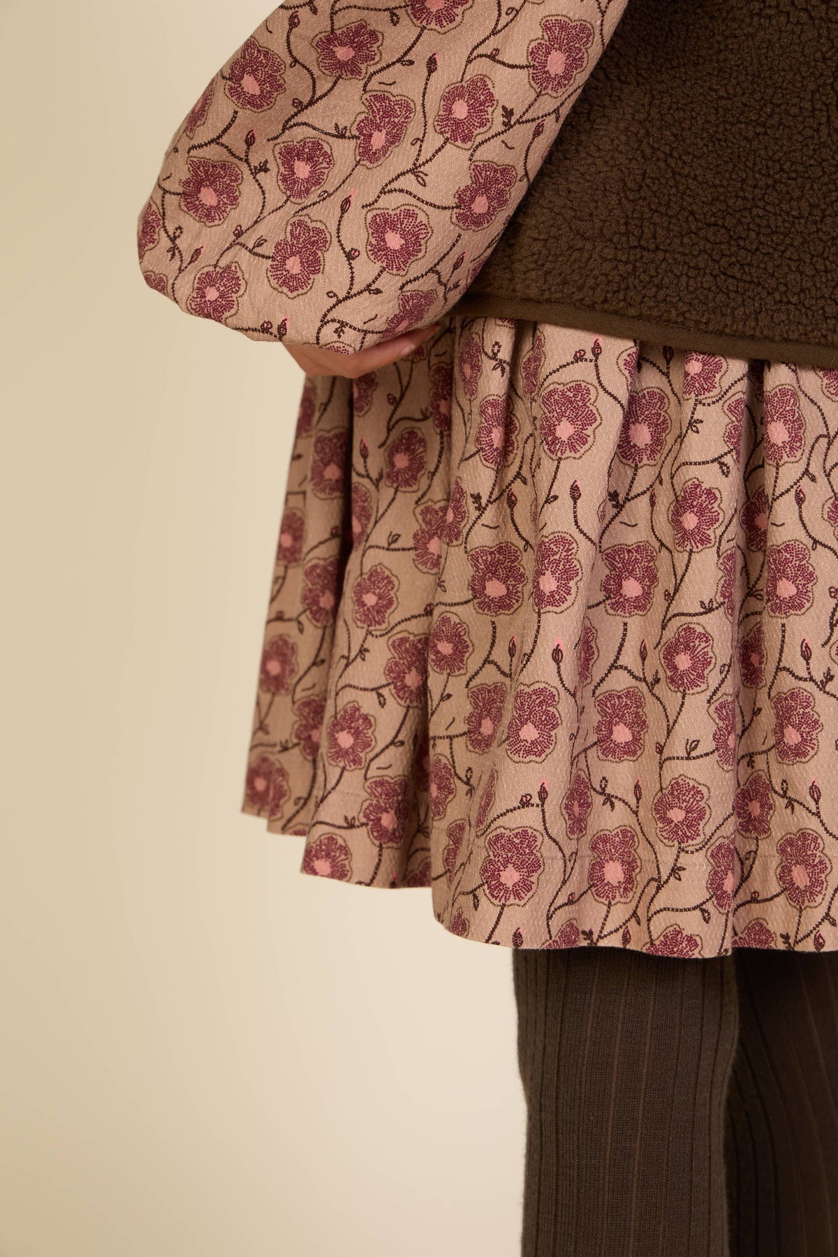 Blomstret bomuldskjole med flæsekrave Kids - Rose/Bordeaux | 101425 Nova