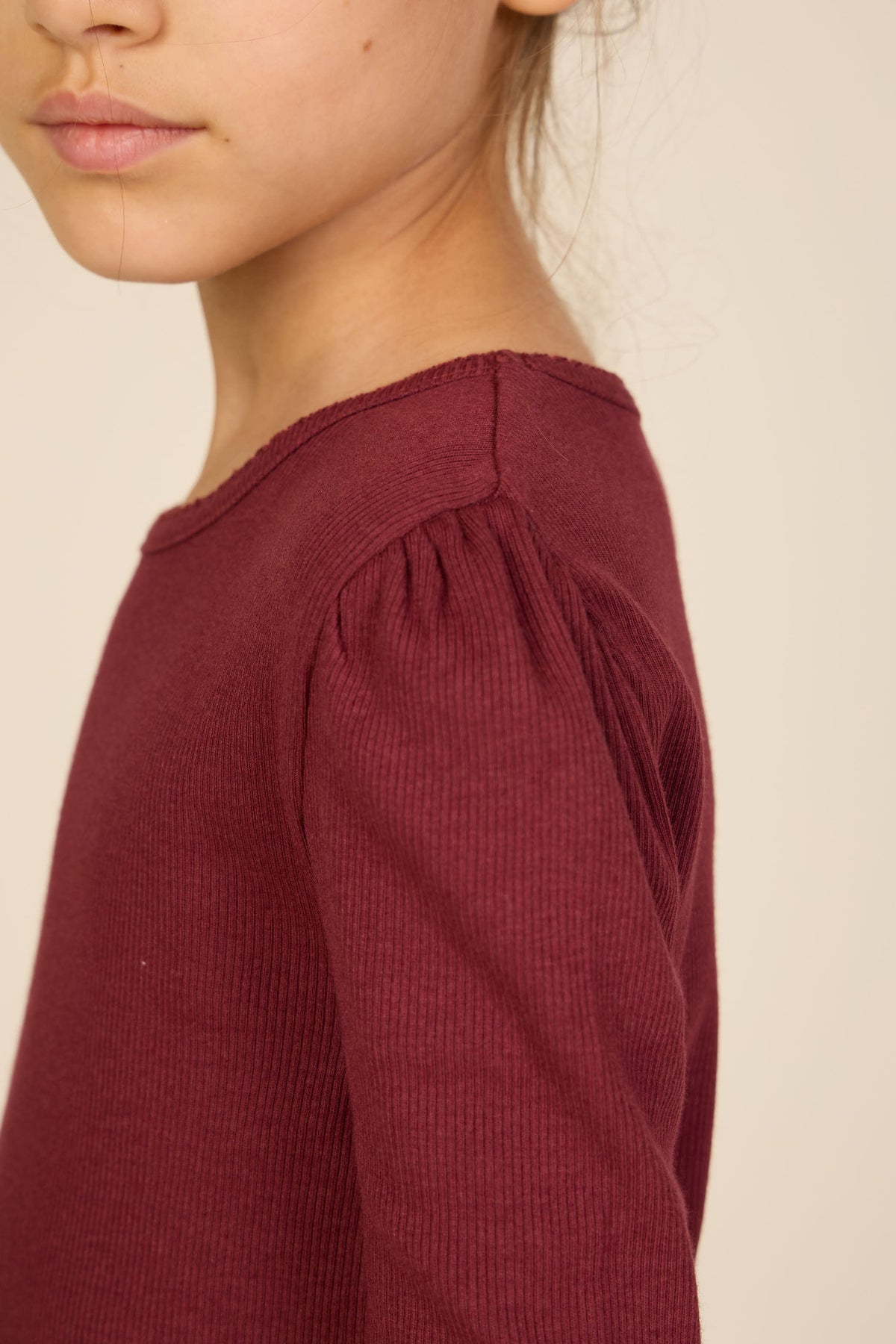 Ribbet langærmet T-shirt i modalblanding Tween - Bordeaux | 101562 Lottie