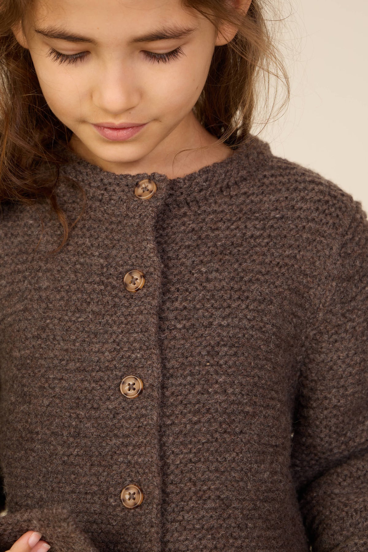 Cardigan i Uldstrik - Tween - Chocolate Melange | 100877 Maya