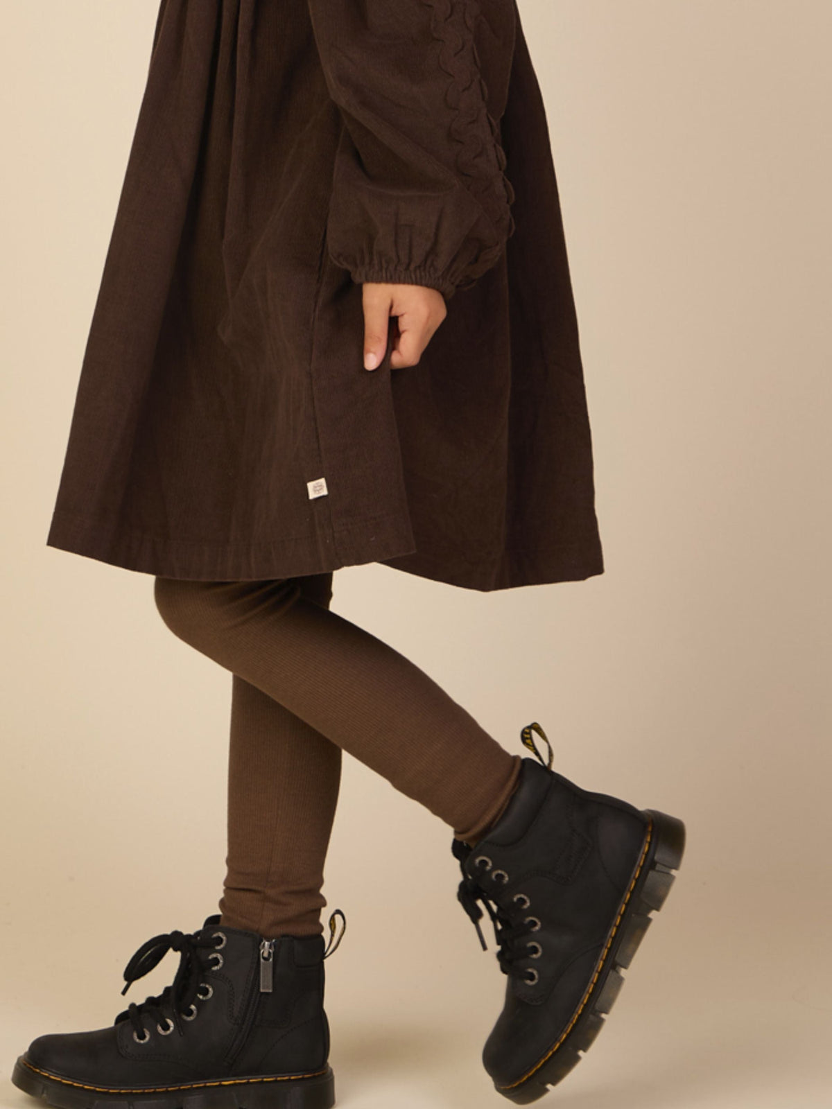 Ribbede leggings i modalblanding Tween - Brown | 101566 Lottie