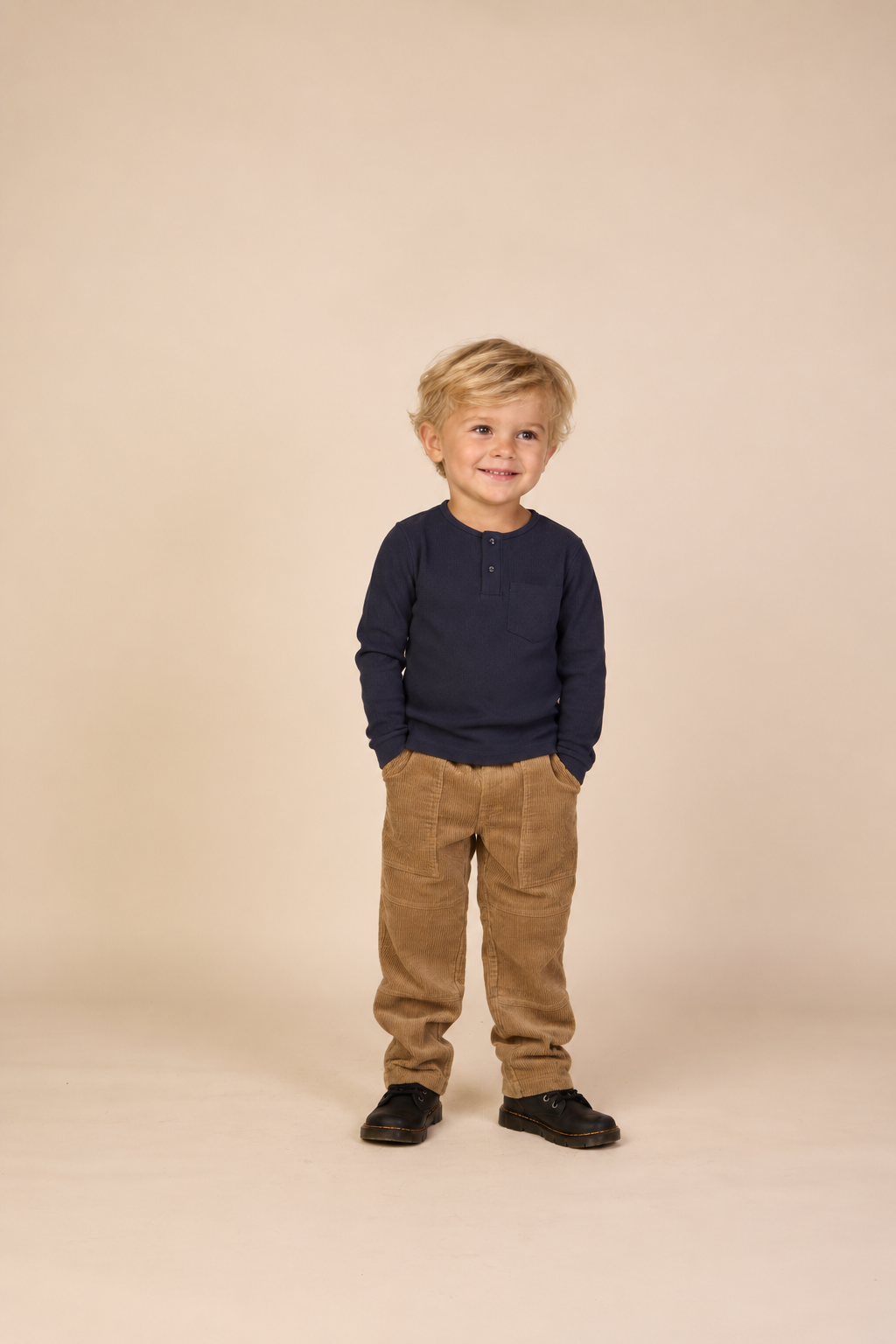 Ribbet langærmet T-shirt med stolpelukning Kids - Navy | 101591 Conrad