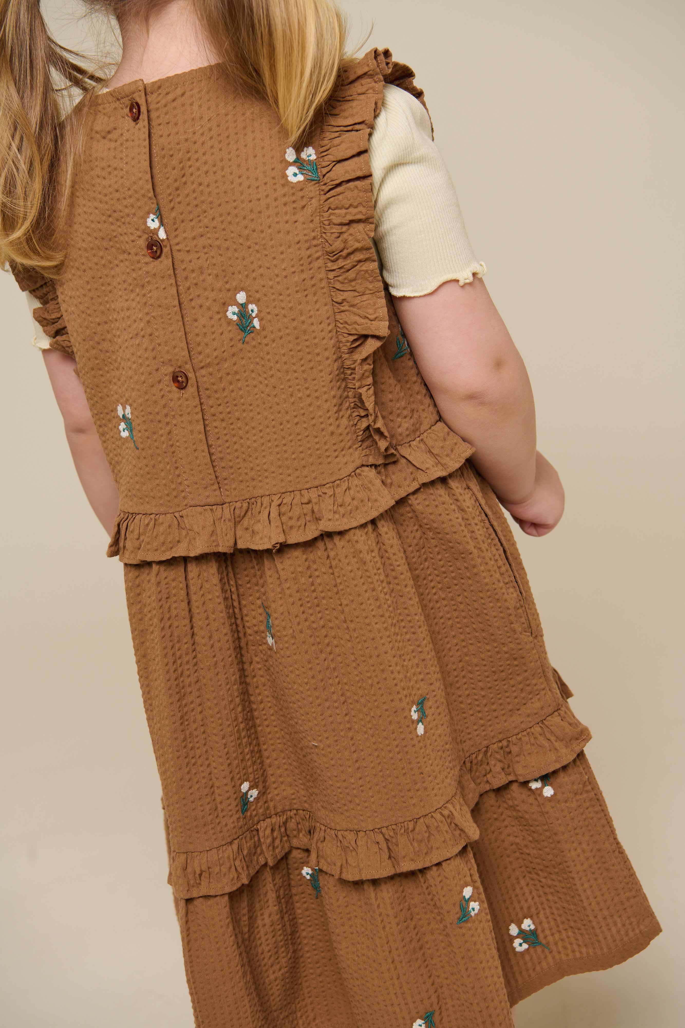 Broderet seersucker kjole - Kids - Coconut | 100978 Nora
