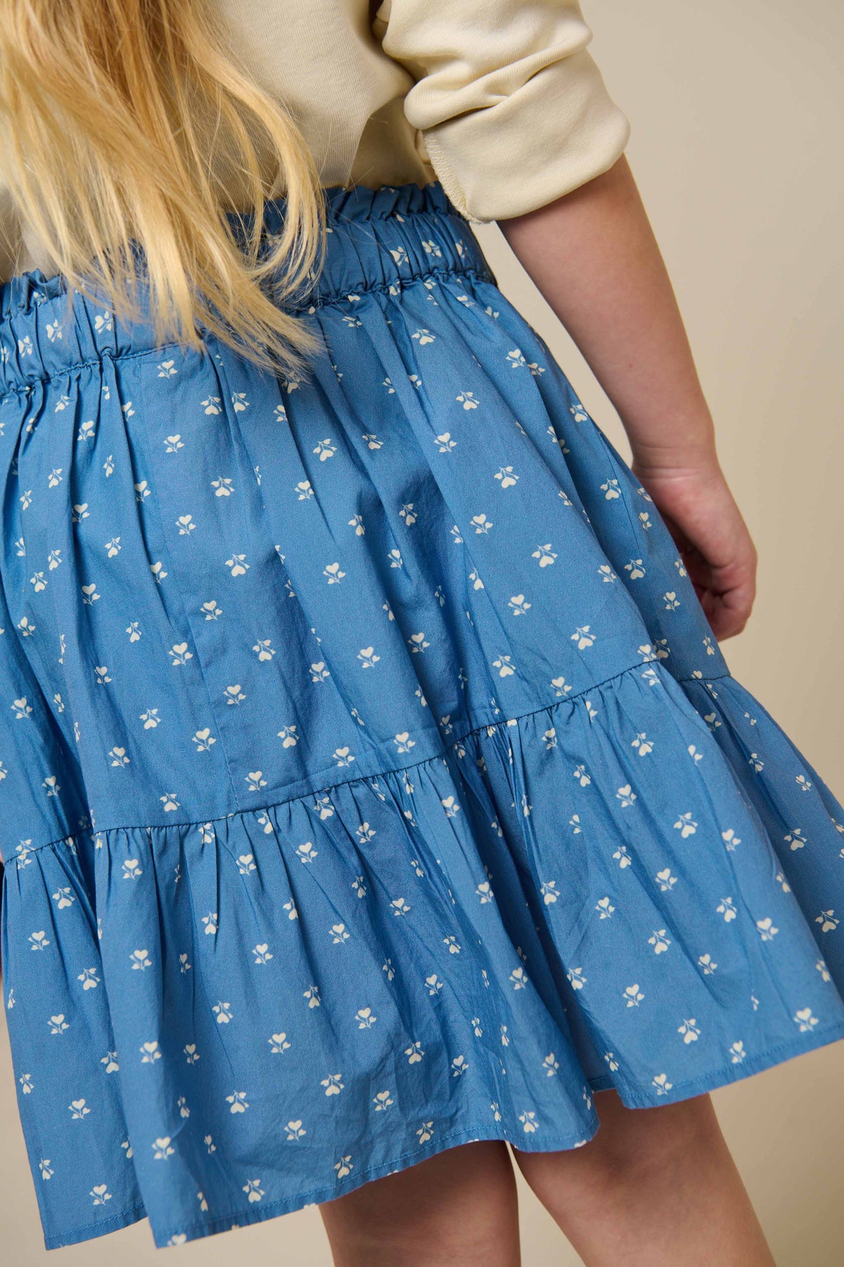 Nederdel i printet poplin - Tween - Dusty Blue | 101085 Camilla